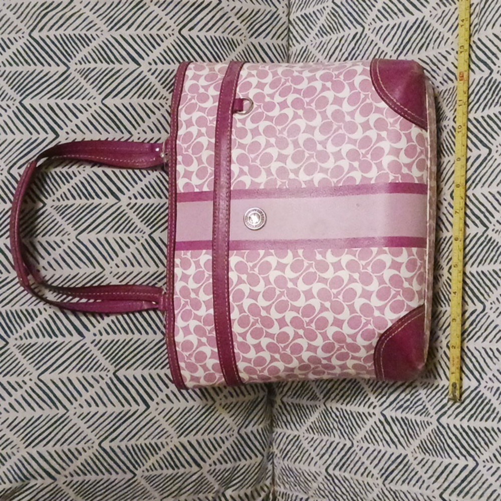 COACH vintage Lavender leather print Tote